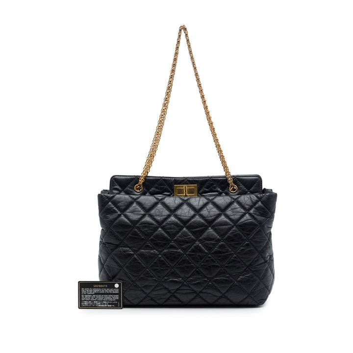 Chanel Matelassé vieilli Reissue 2.55 Cabas Cuir de veau Noir – vue 7 – GABY PARIS