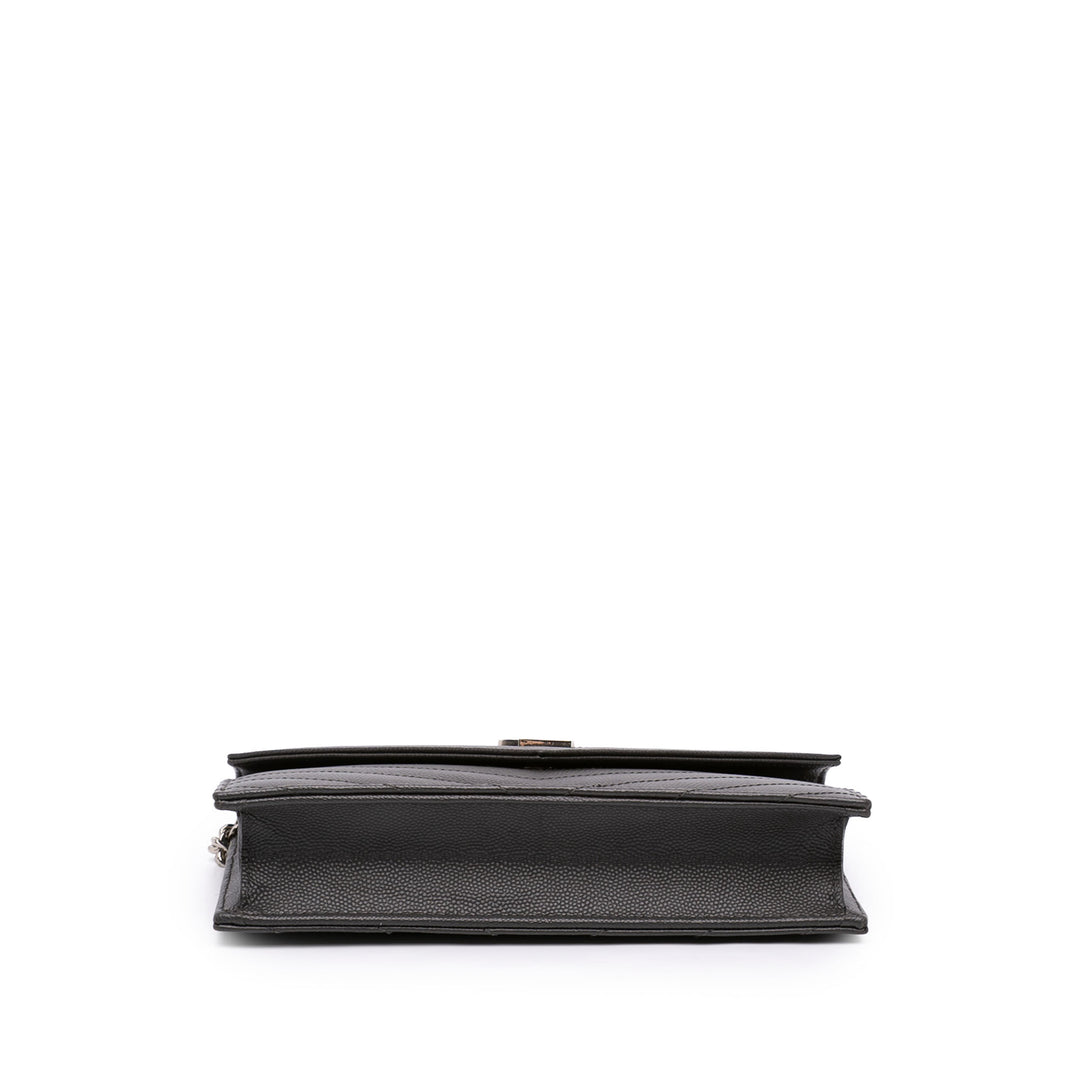 Saint Laurent Grain De Poudre Chevron Cassandre Envelope Chain Portefeuille