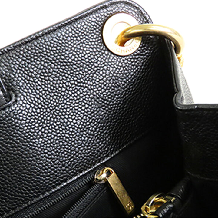 Chanel CC Caviar Sac