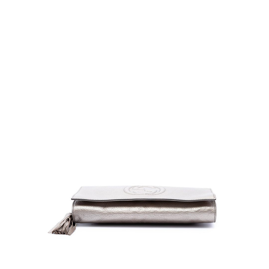 Gucci Pochette Métallisé Soho Disco Cuir de veau Doré – vue 3 – GABY PARIS
