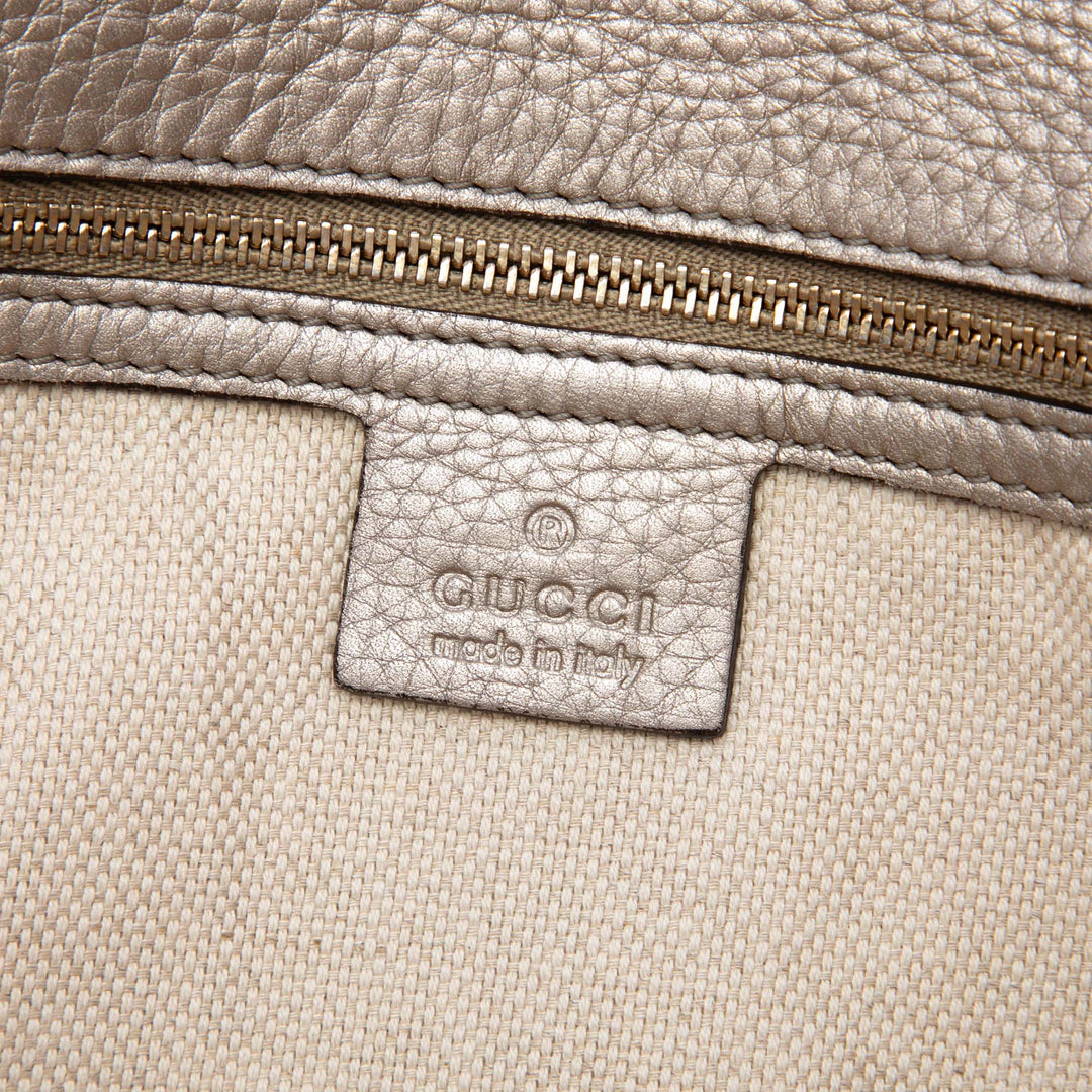 Gucci Pochette Métallisé Soho Disco Cuir de veau Doré – vue 5 – GABY PARIS