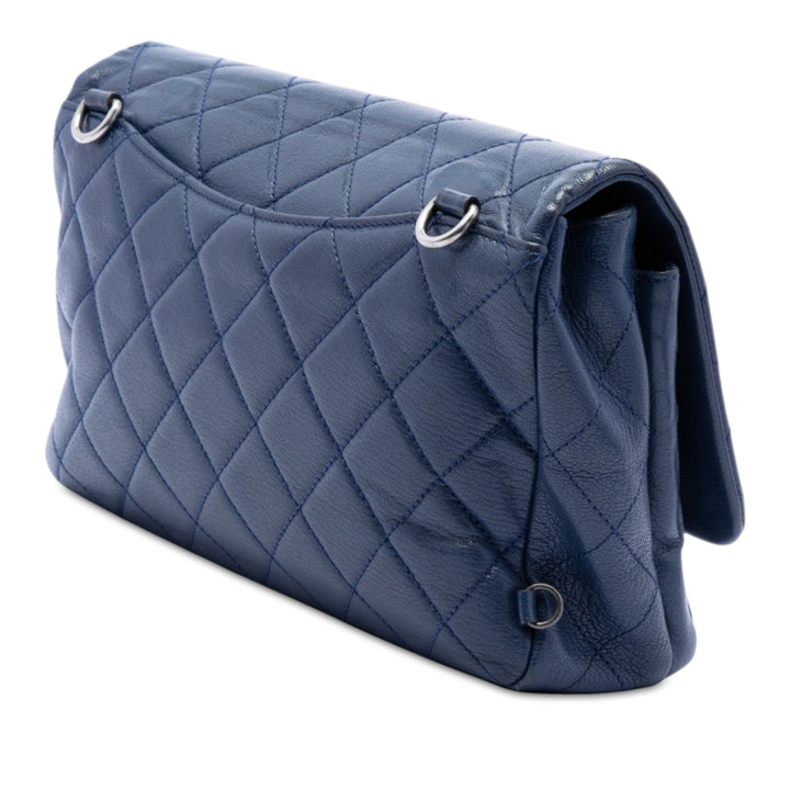 Chanel Matelassé Double Carry Waist Chaîne à rabat Grand Cuir de chèvre Bleu – vue 2 – GABY PARIS