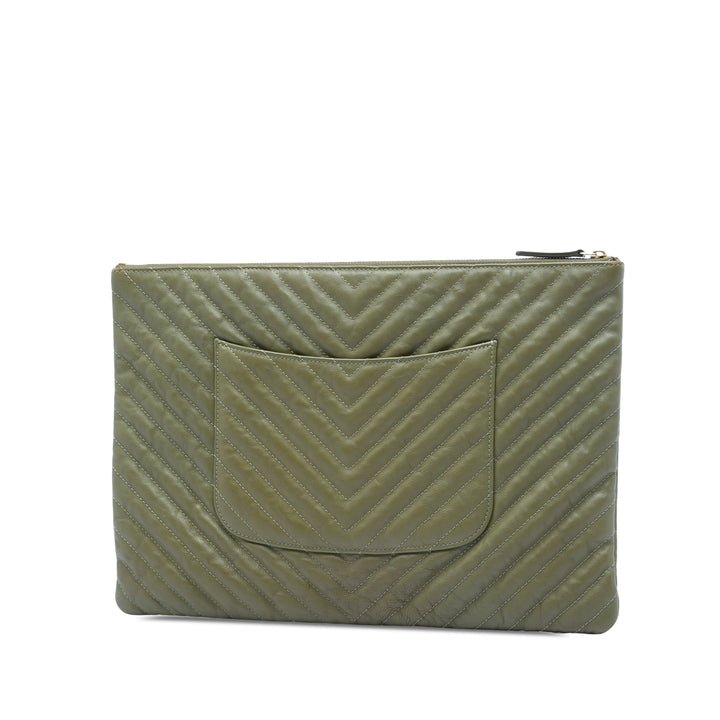 Chanel CC Chevron O Étui Pochette Grand Cuir de veau
