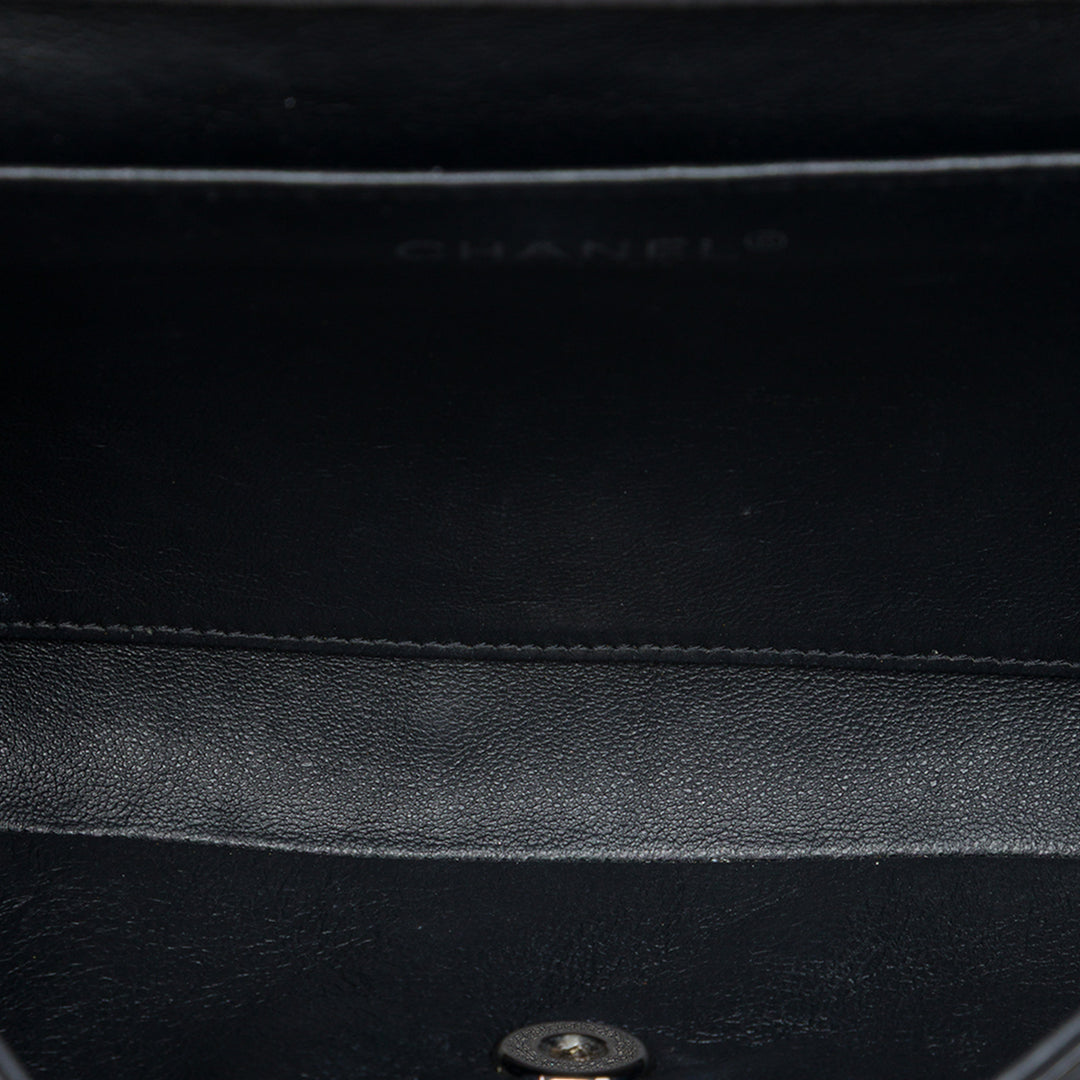CC Matelassé à rabat Pochette avec chaîne Noir