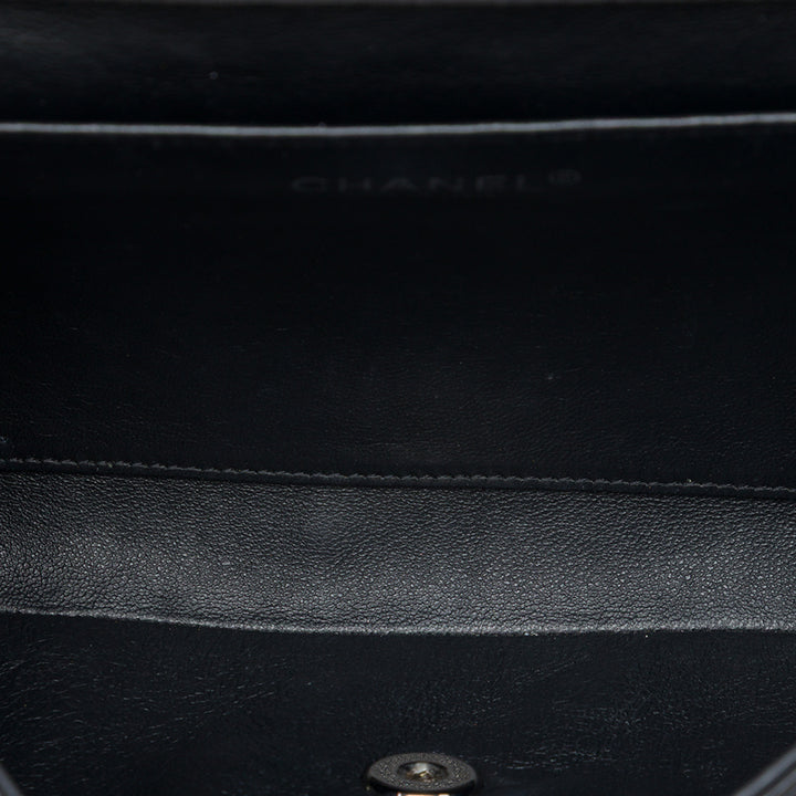 CC Matelassé à rabat Pochette avec chaîne Noir