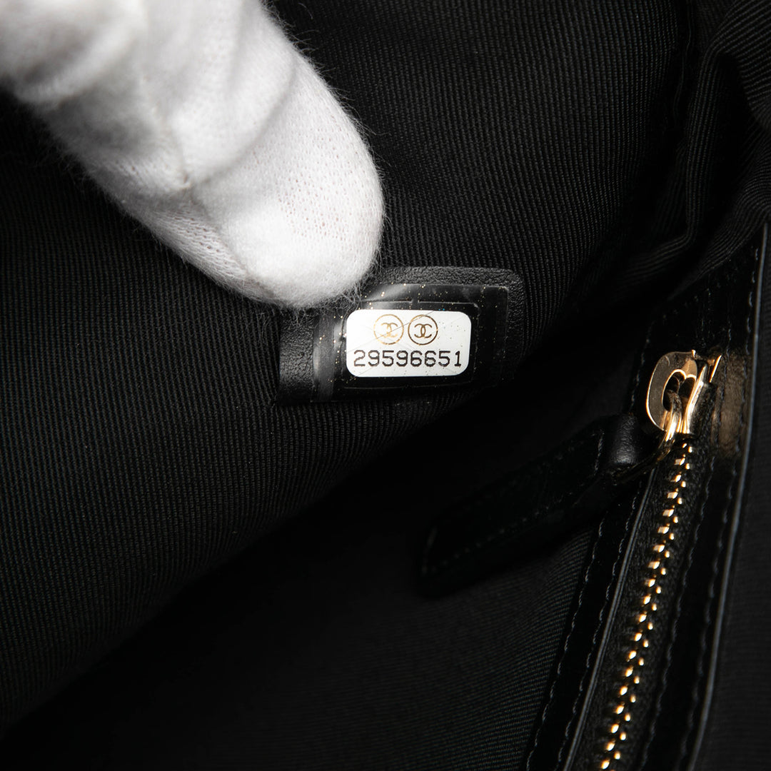 Chanel Medium Matelassé Caviar Boy O Étui Pochette