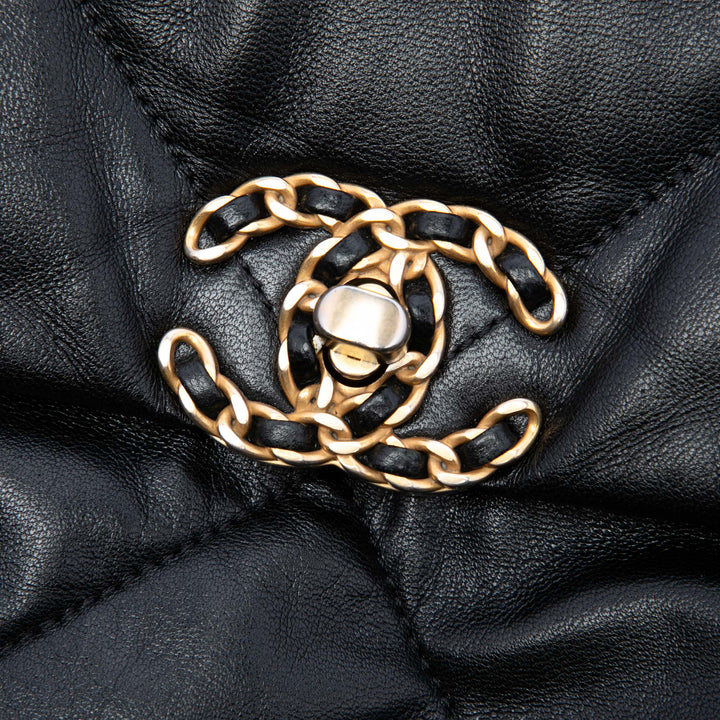 Chanel Sac à main 19 à rabat Maxi Cuir d'agneau Noir – vue 5 – GABY PARIS