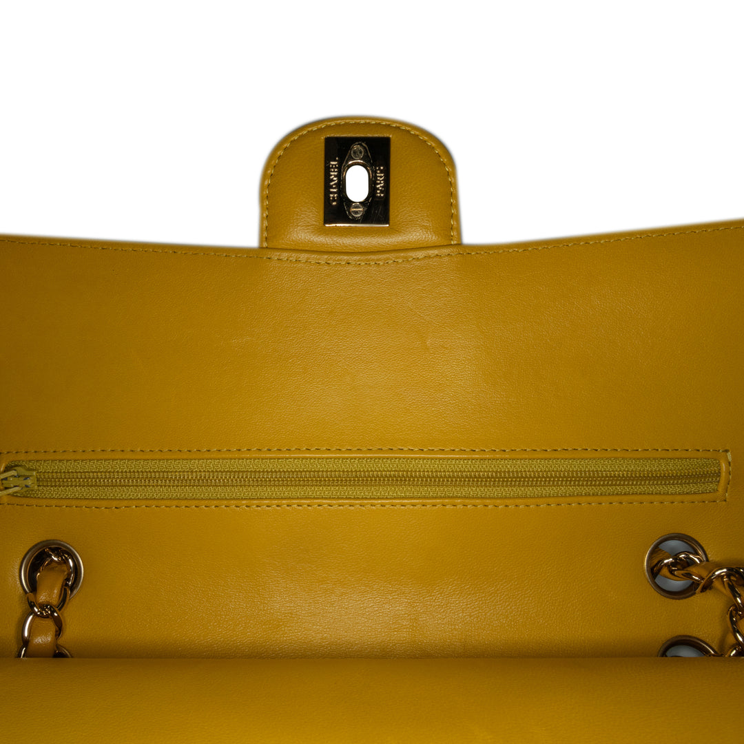 Chanel Medium Classic Chevron Cuir d’agneau Double rabat