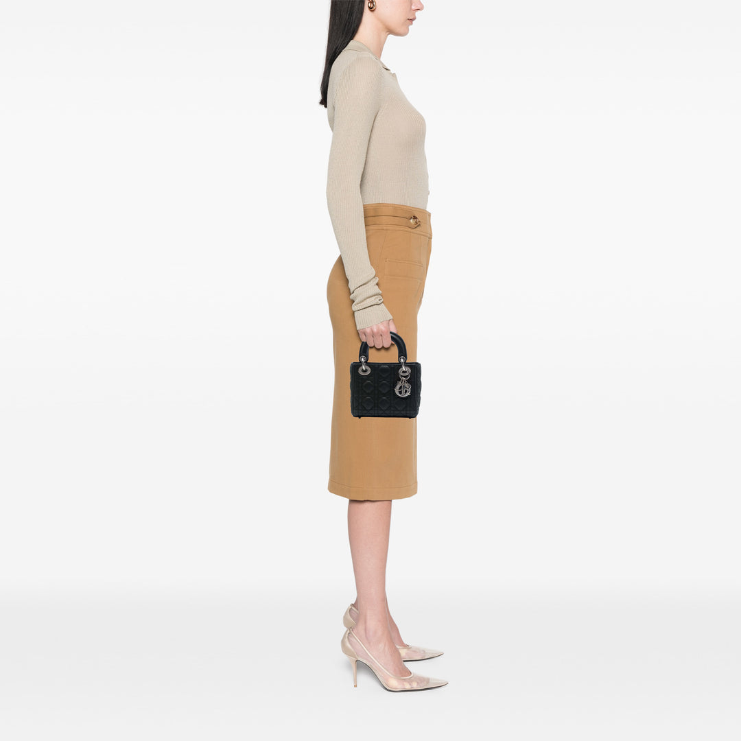 Dior Sac à main Lady Dior Irisé Cannage Mini Cuir d'agneau Noir – vue 6 – GABY PARIS