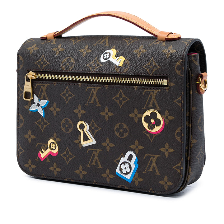 Louis Vuitton Love Lock Pochette Métis Monogram Marron – vue 2 – GABY PARIS