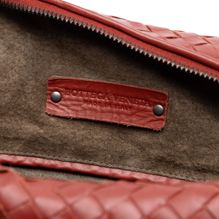 Bottega Veneta Intrecciato Boston Sac nappa Rouge – vue 5 – GABY PARIS