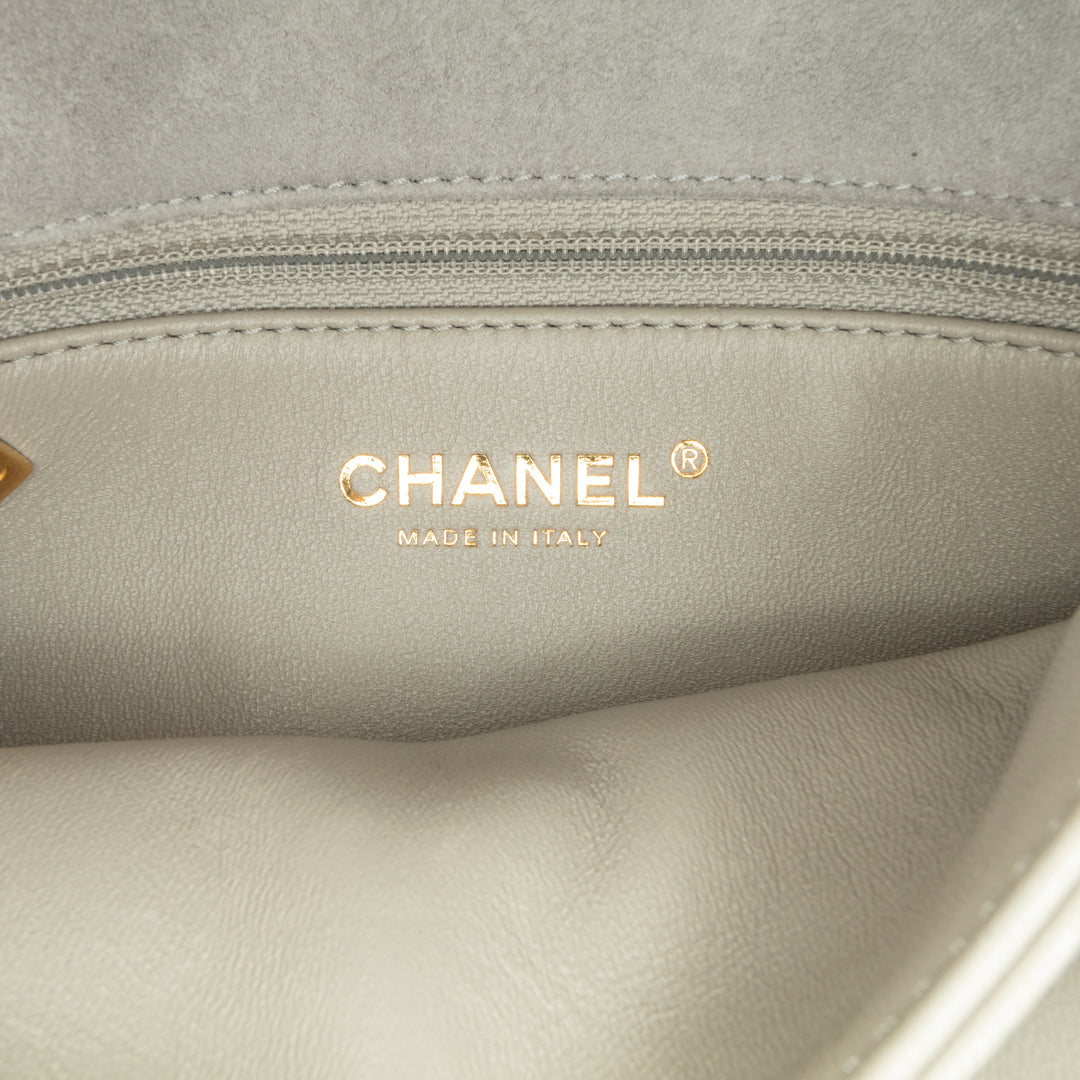 Chanel Matelassé Shearling Chaîne à rabat Matière naturelle