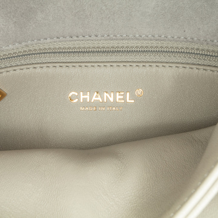 Chanel Matelassé Shearling Chaîne à rabat Matière naturelle