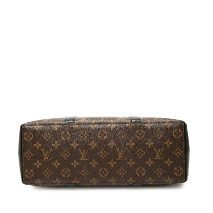 Louis Vuitton Macassar Weekend Cabas PM Monogram Marron – vue 3 – GABY PARIS