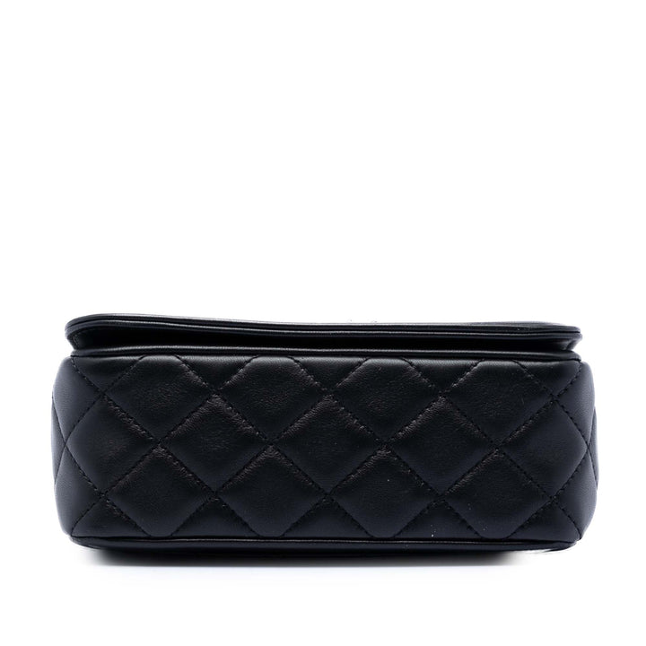 Chanel Cuir d’agneau Lucky Charms à rabat Sac porté croisé