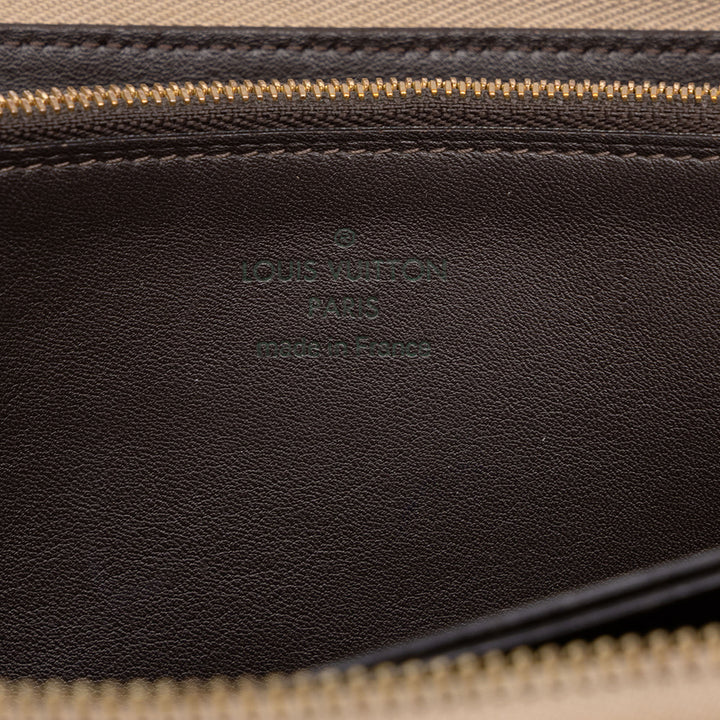 Louis Vuitton Portefeuille Comete Zippy taurillon Beige – vue 5 – GABY PARIS