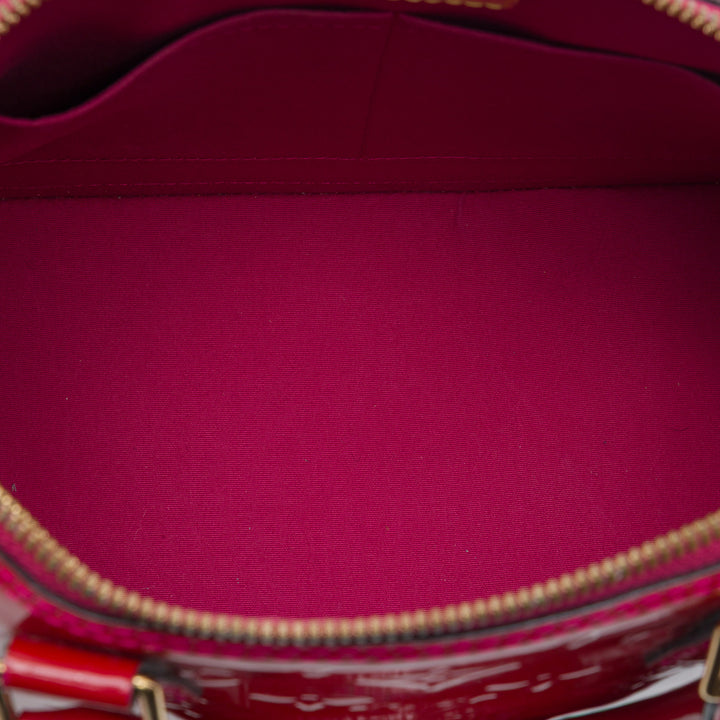 Louis Vuitton Alma PM Cuir verni Monogram Rose – vue 4 – GABY PARIS