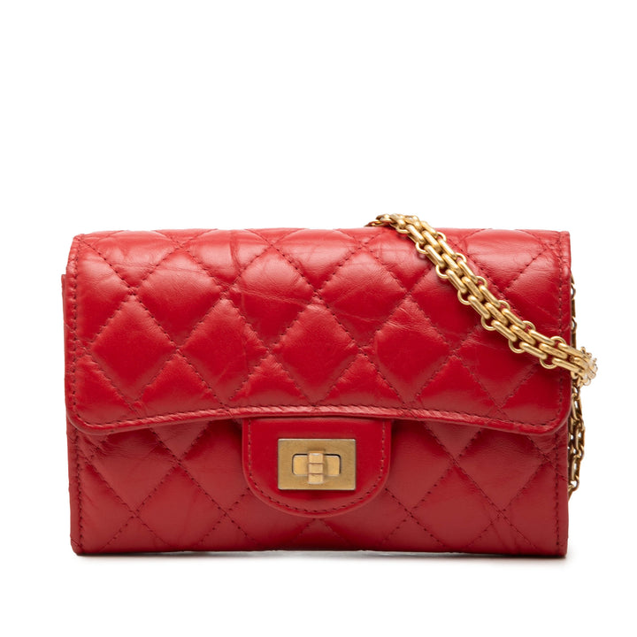 Chanel Matelassé vieilli Cuir de veau Reissue 2.55 Pochette avec chaîne