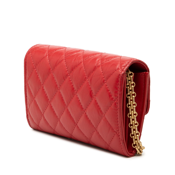 Chanel Matelassé vieilli Cuir de veau Reissue 2.55 Pochette avec chaîne