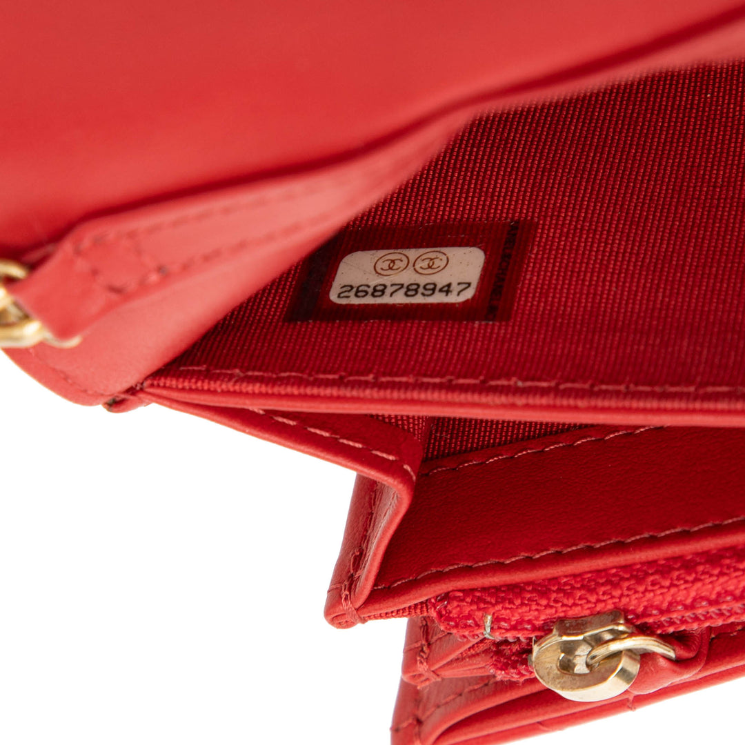 Chanel Matelassé vieilli Cuir de veau Reissue 2.55 Pochette avec chaîne
