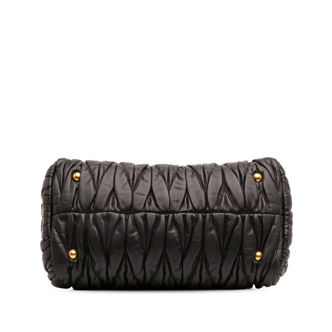 Miu Miu Matelasse Leather Turnlock Cabas Noir – GABY PARIS Authentique