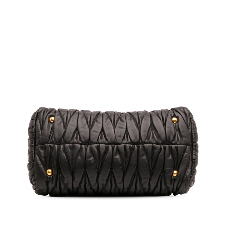 Miu Miu Matelasse Leather Turnlock Cabas Noir – GABY PARIS Authentique
