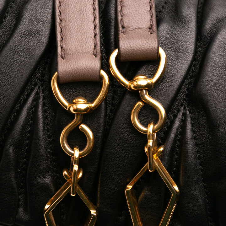Miu Miu Matelasse Leather Turnlock Cabas Noir – GABY PARIS Authentique