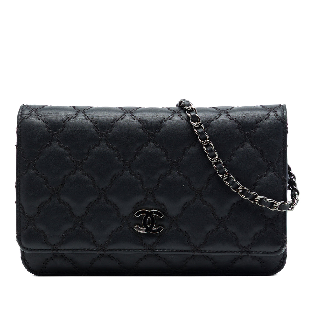 Chanel CC Matelassé Cuir de veau Double Stitch Hamptons Wallet on Chain