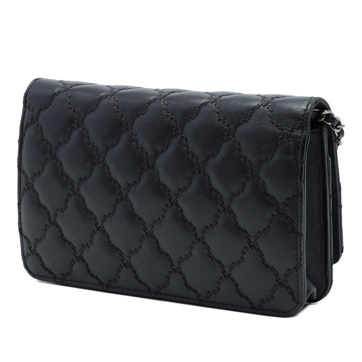 Chanel CC Matelassé Cuir de veau Double Stitch Hamptons Wallet on Chain