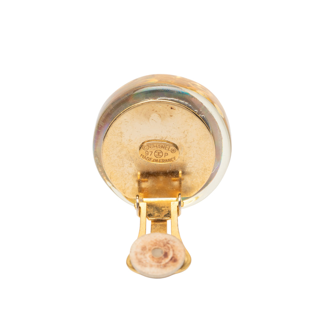 Chanel CC plaqué Resin Camellia Button Clip On Boucles d’oreilles