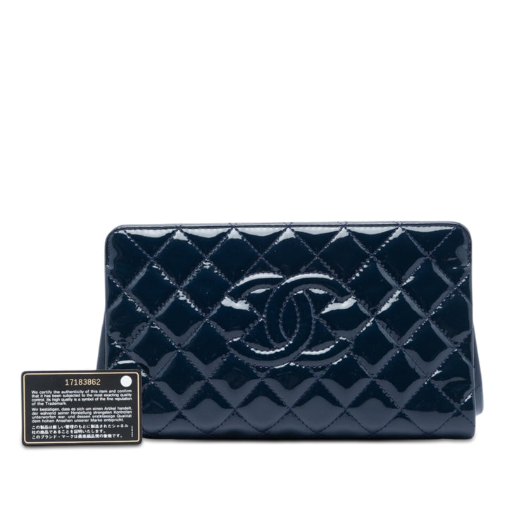 Chanel CC Matelassé Cuir verni Timeless Pochette