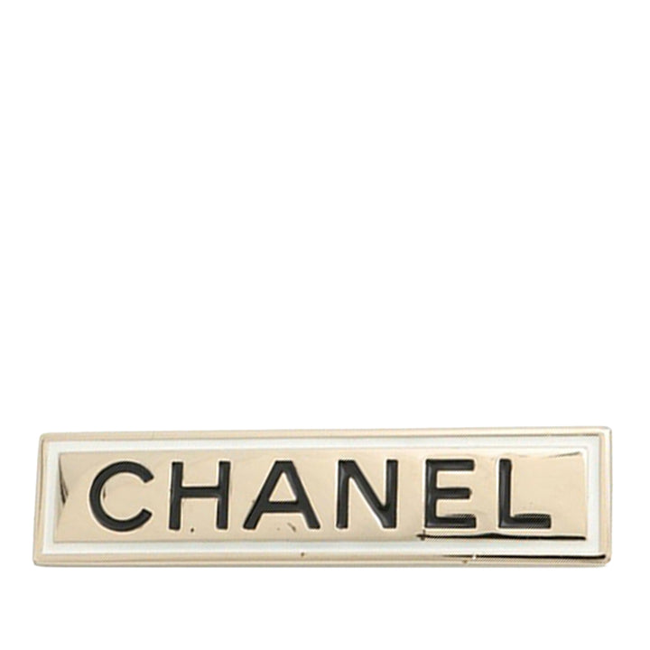 Chanel plaqué Logo Plate Broche – GABY PARIS Authentique