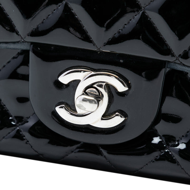 Chanel Mini Rectangular Classic Cuir verni Simple rabat