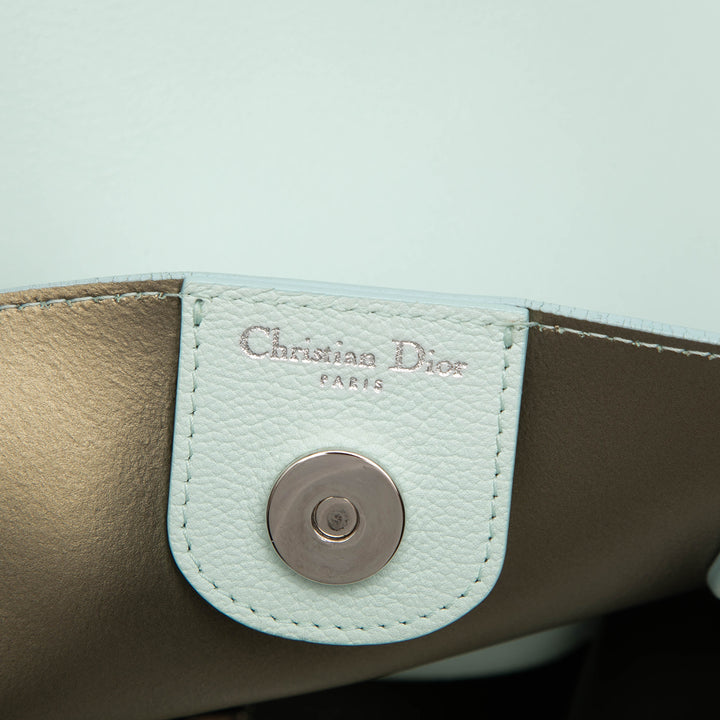 Dior Blossom Cabas Moyen Cuir de veau Vert – vue 5 – GABY PARIS