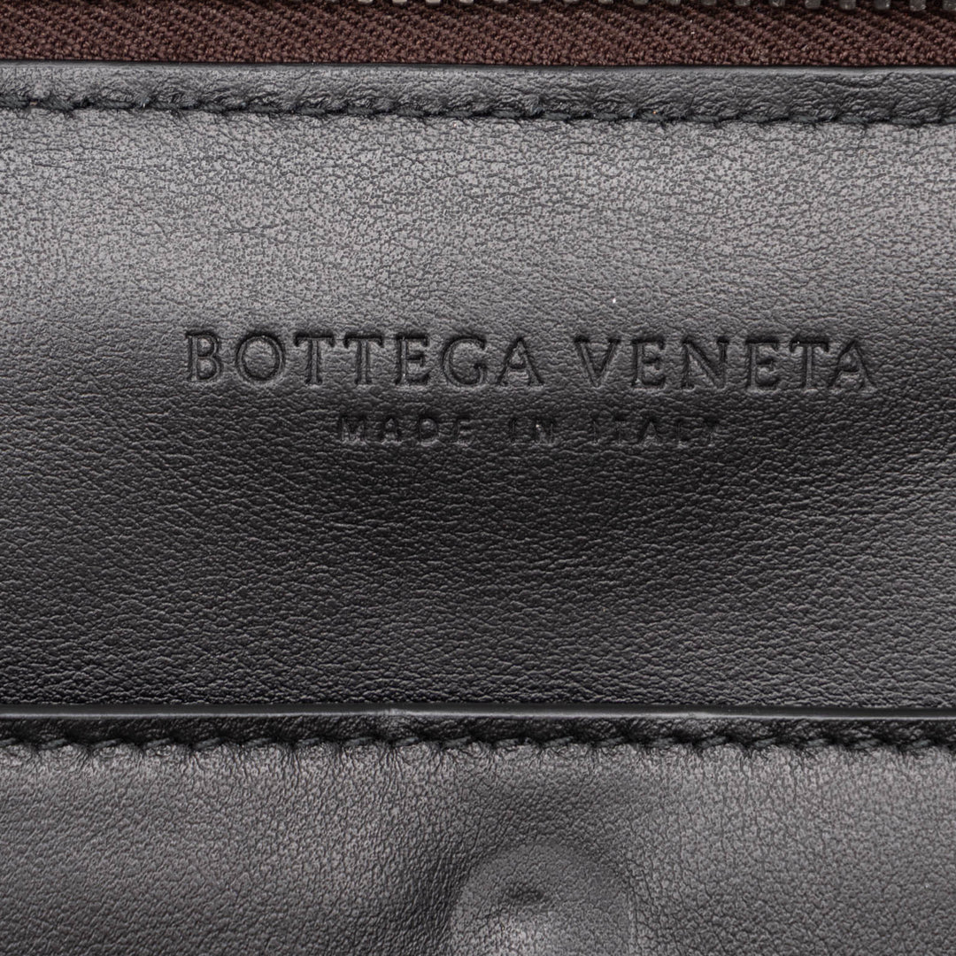 Bottega Veneta Pochette perforé Marron – vue 5 – GABY PARIS