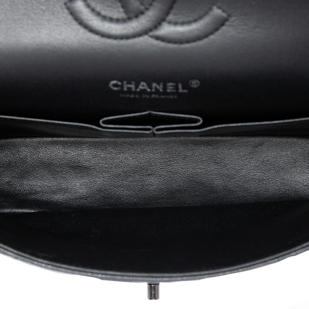 Chanel Sac porté épaule Classic Glitter Double rabat Moyen Cuir caviar Noir – vue 4 – GABY PARIS