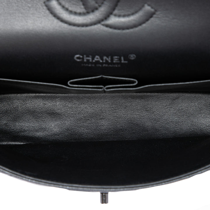 Chanel Sac porté épaule Classic Glitter Double rabat Moyen Cuir caviar Noir – vue 4 – GABY PARIS