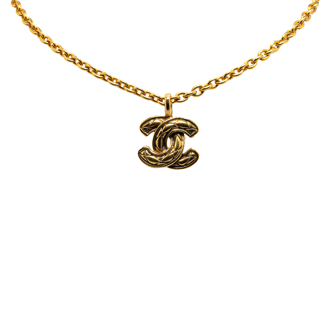 Chanel Gold Plated Quilted CC Pendant Necklace Gold - GABY PARIS