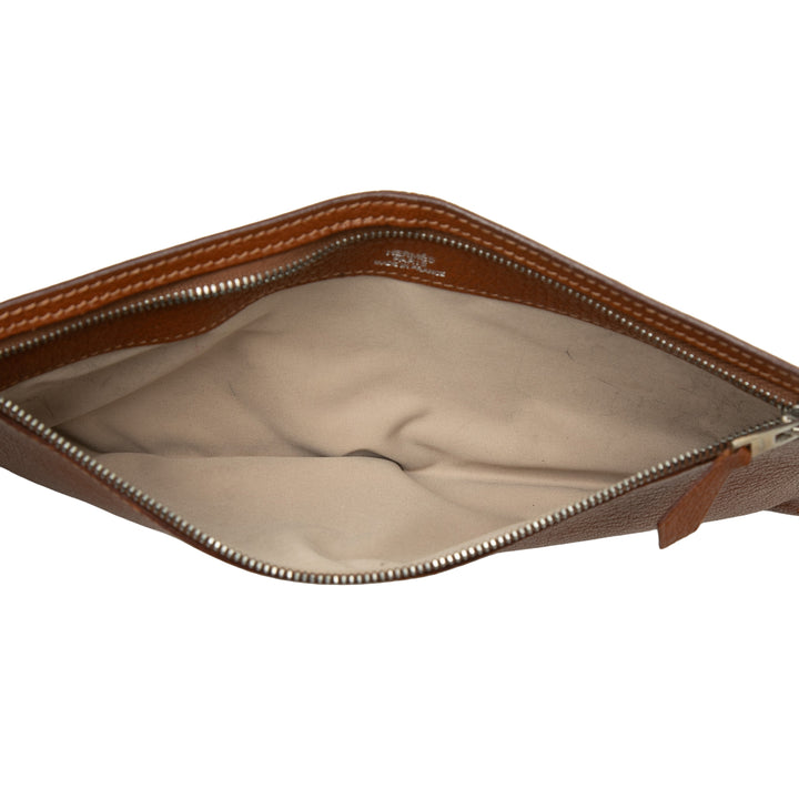 Hermès Chevre Mysore Slim Pochette Marron – vue 4 – GABY PARIS
