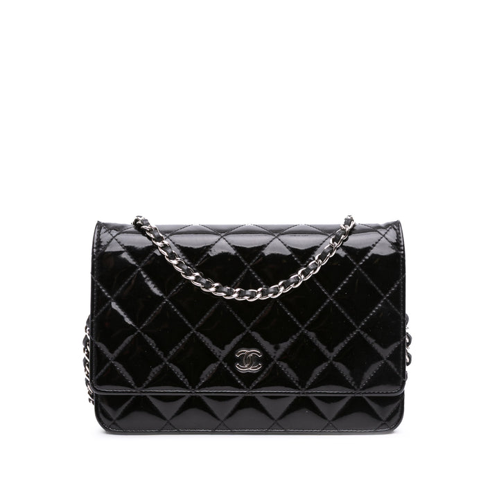 CC Quilted Patent Wallet On Chain Black - Gaby Paris