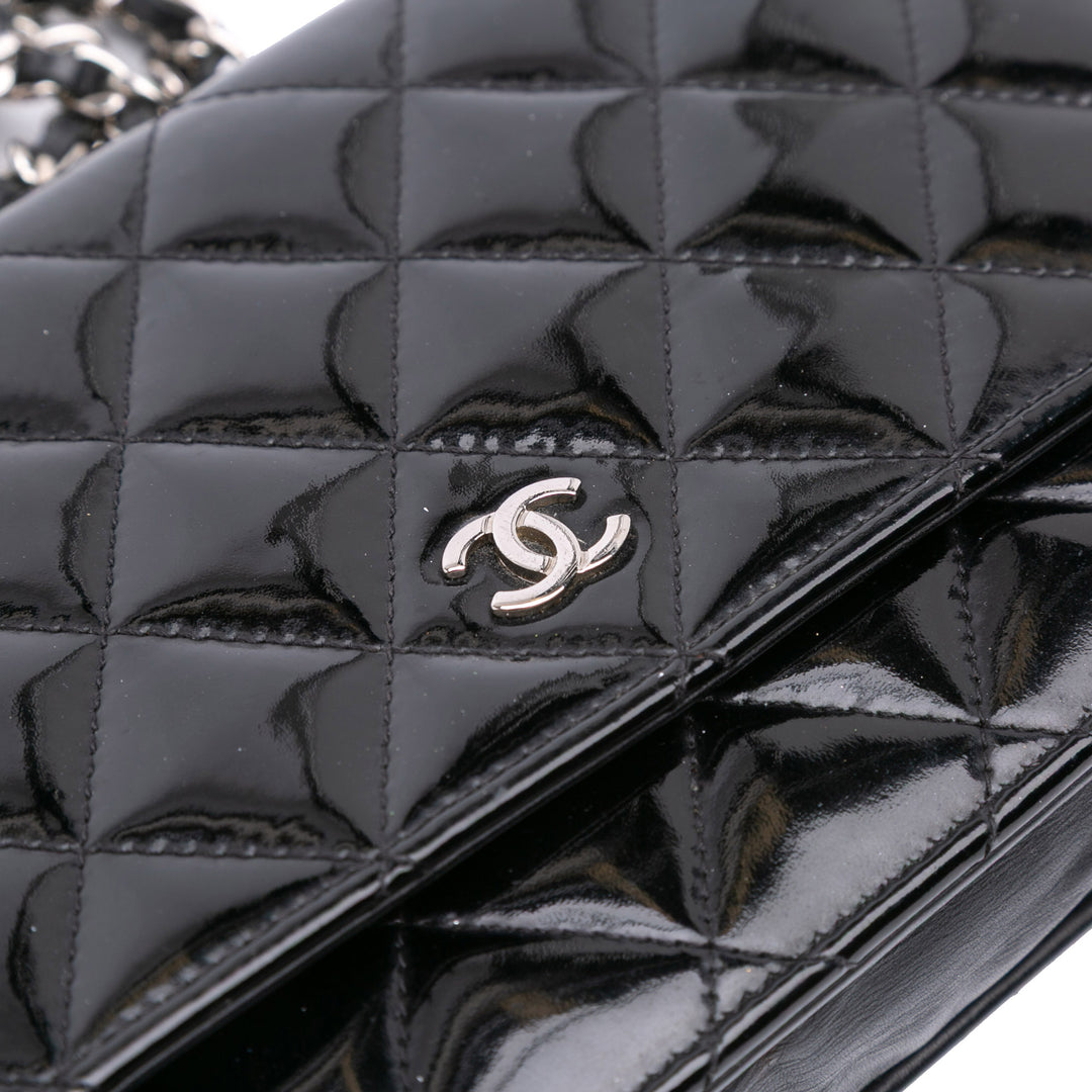 CC Quilted Patent Wallet On Chain Black - Gaby Paris