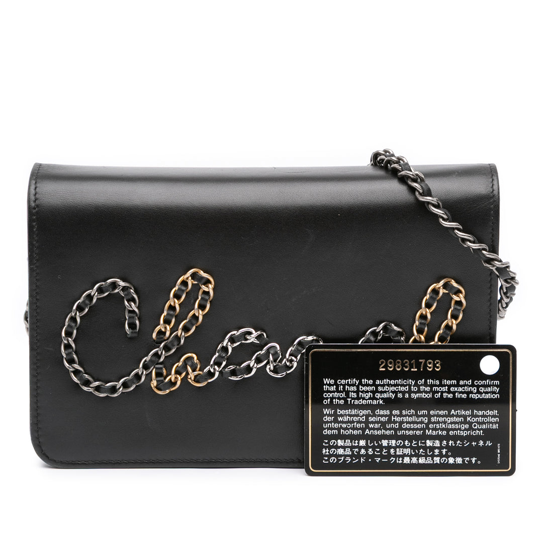 Chanel Cuir de veau Chain 20s Signe Wallet on Chain Noir