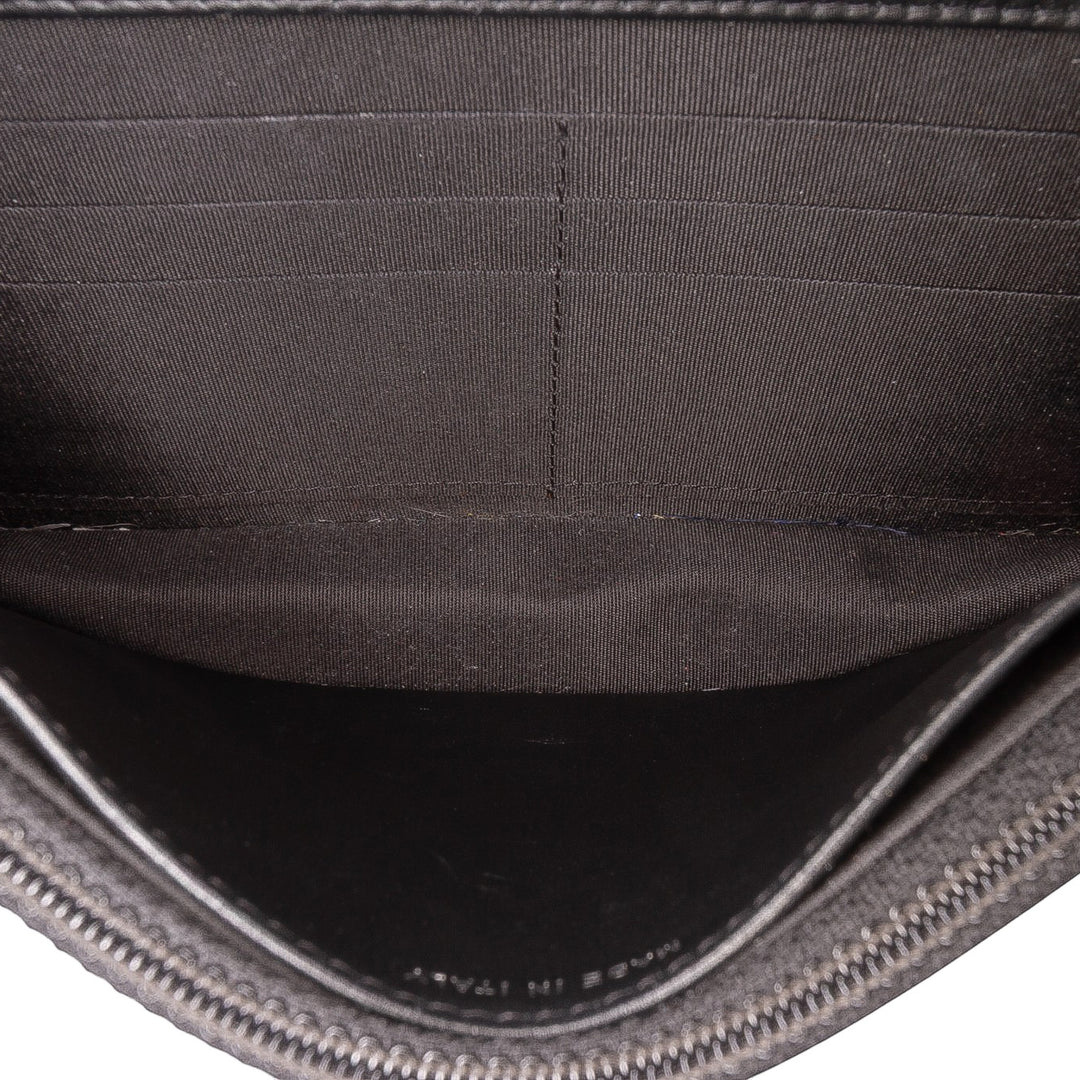 Chanel Cuir de veau Chain 20s Signe Wallet on Chain Noir