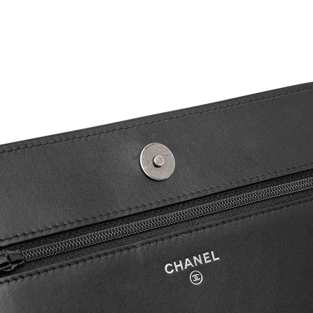 Chanel Cuir de veau Chain 20s Signe Wallet on Chain Noir