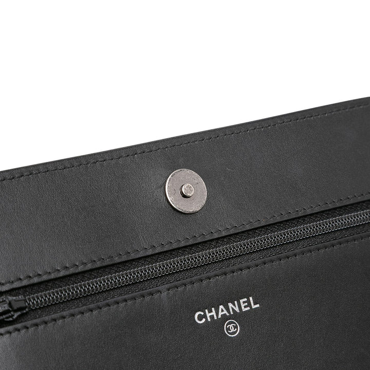 Chanel Cuir de veau Chain 20s Signe Wallet on Chain Noir
