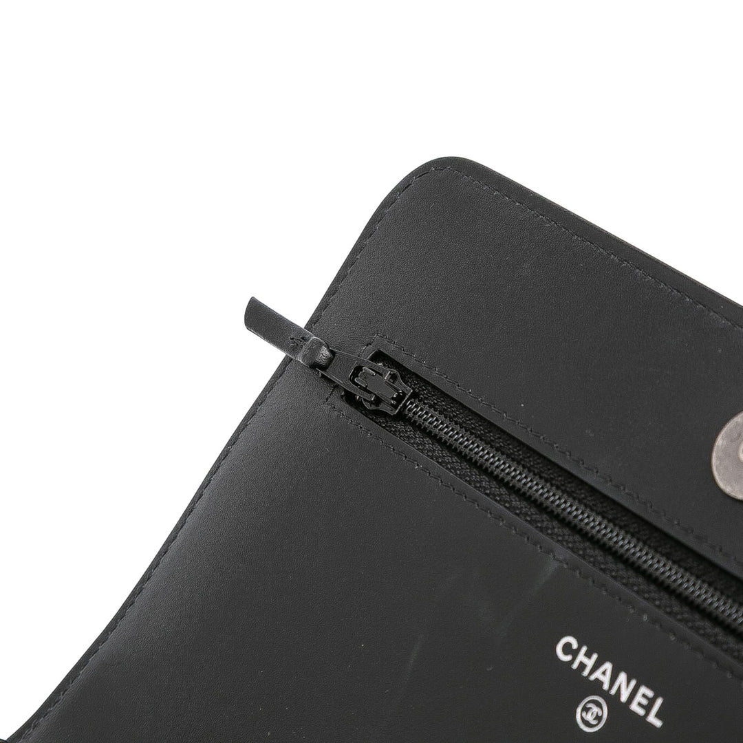 Chanel Cuir de veau Chain 20s Signe Wallet on Chain Noir