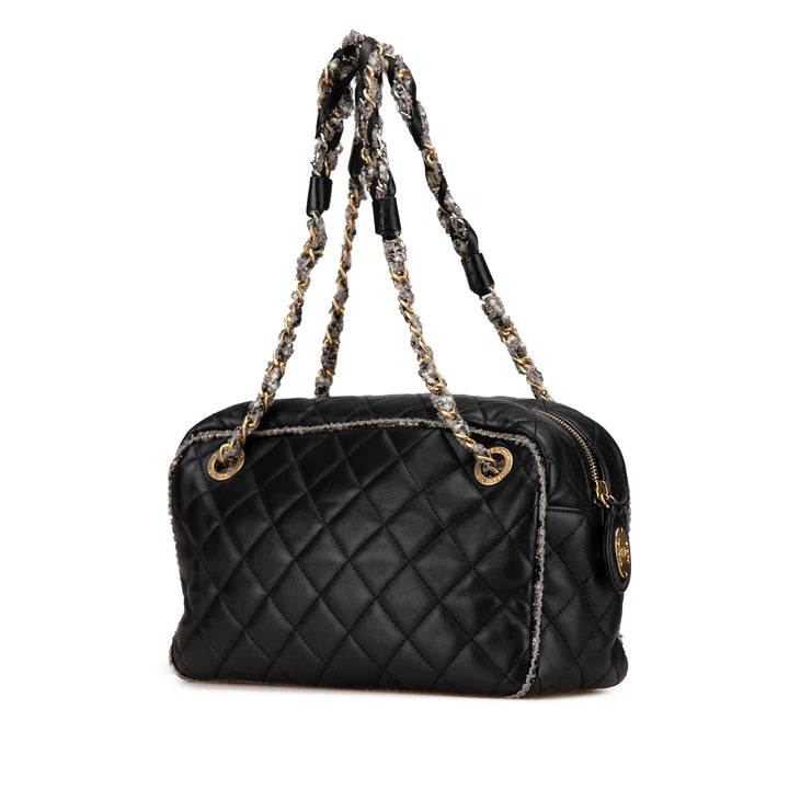Chanel CC Matelassé Cuir d’agneau Tweedy Bowler Sac