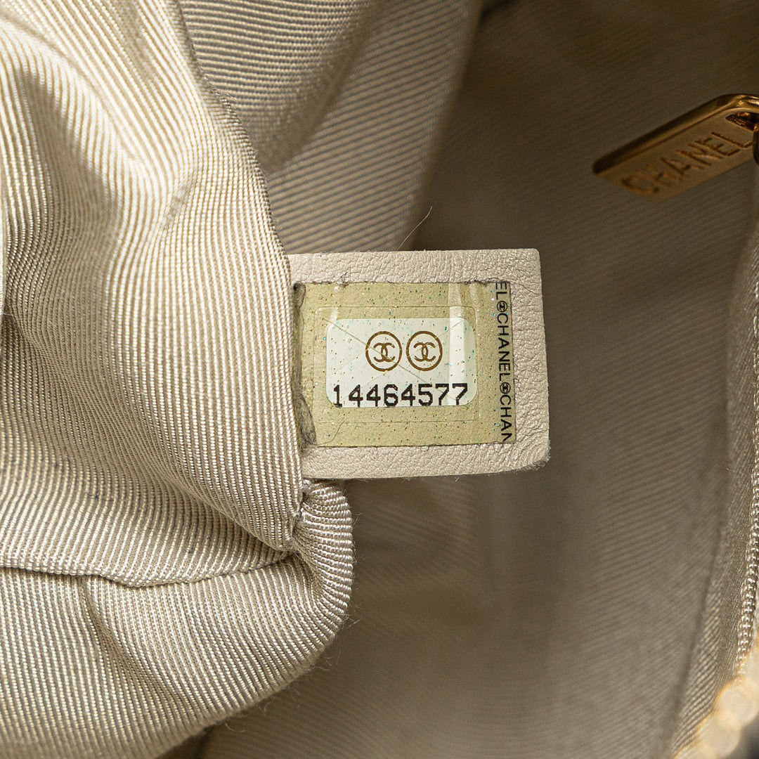 Chanel CC Matelassé Cuir d’agneau Tweedy Bowler Sac