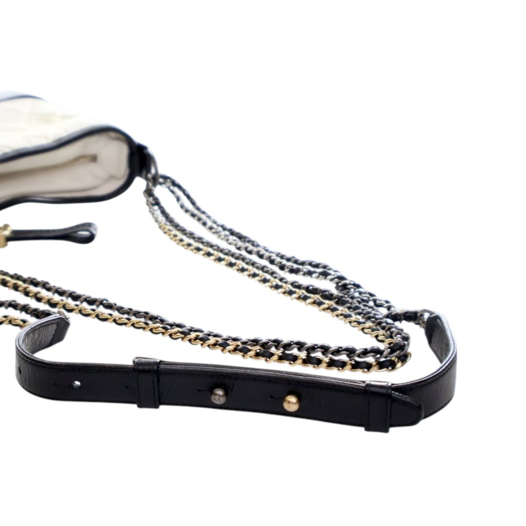 Chanel Small Bicolor vieilli Cuir de veau Gabrielle Sac porté croisé