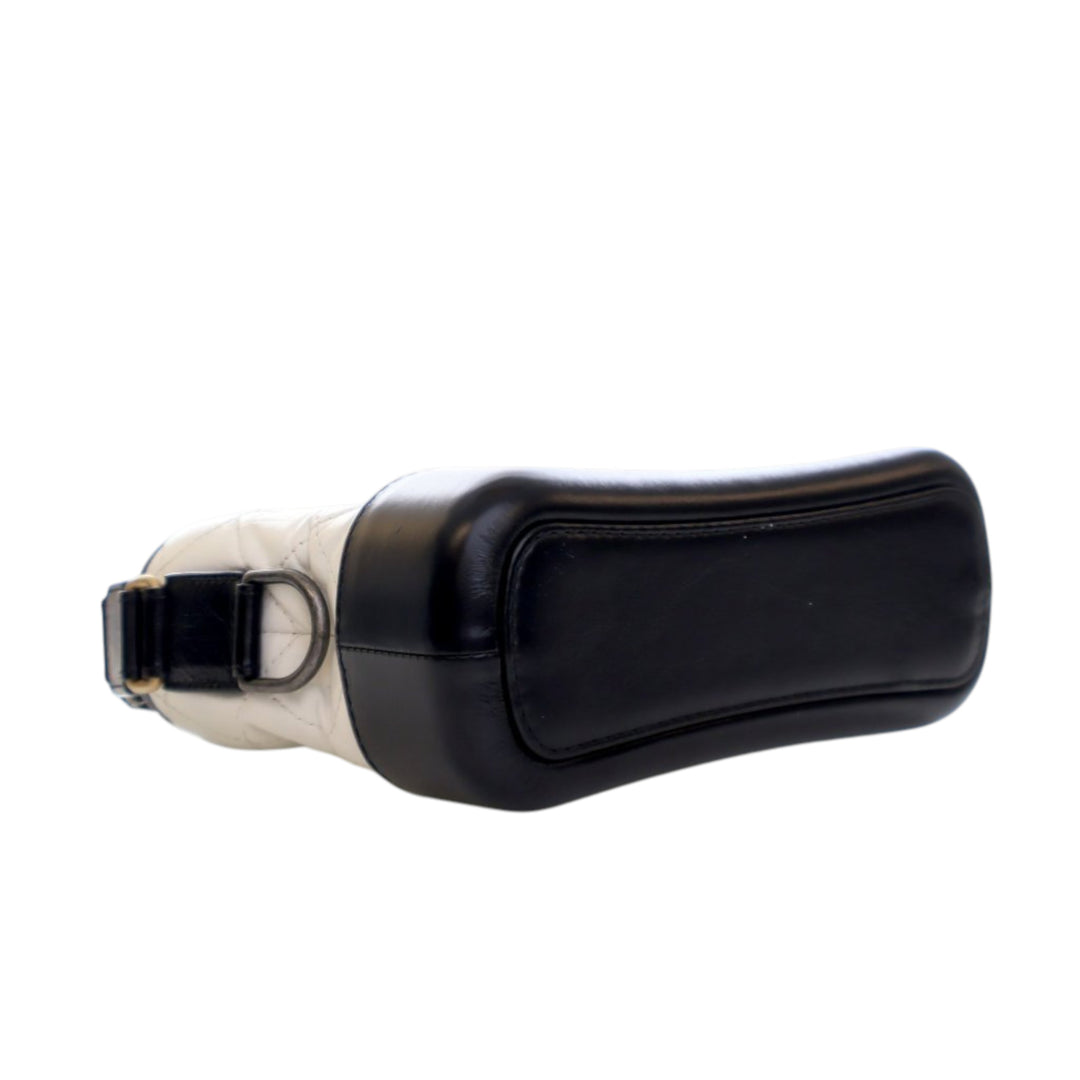 Chanel Small Bicolor vieilli Cuir de veau Gabrielle Sac porté croisé